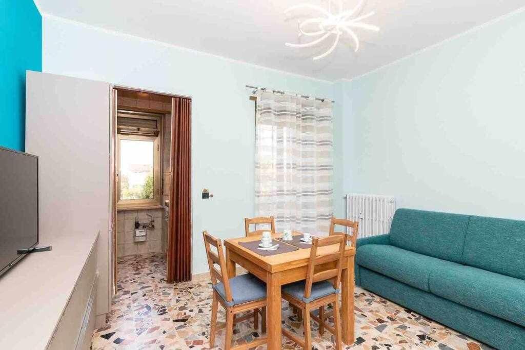 Appartamento A Pochi Passi Dalla Stazione Comodo A Coppie E Famiglie, Casa Ferrucci Collegno Exteriér fotografie